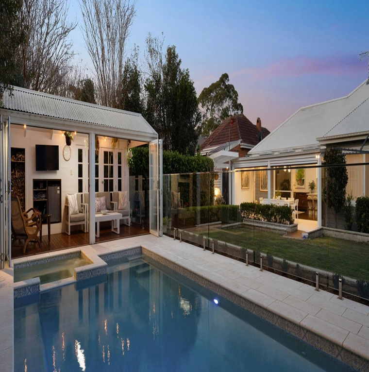 Alfresco Entertaining
